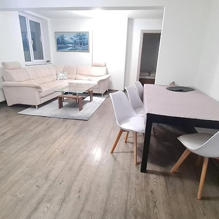 Apartament In Inima Dornei Vatra Dornei Exteriör bild